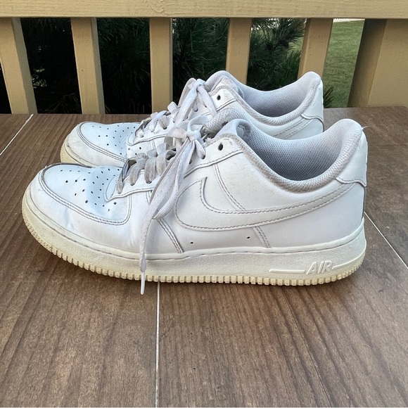 Nike Air Force 1 White size 8.5 - Picture 1 of 6
